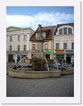 DSCN0189 * Rybnik, rynek, fontanna * 1920 x 2560 * (2.42MB)